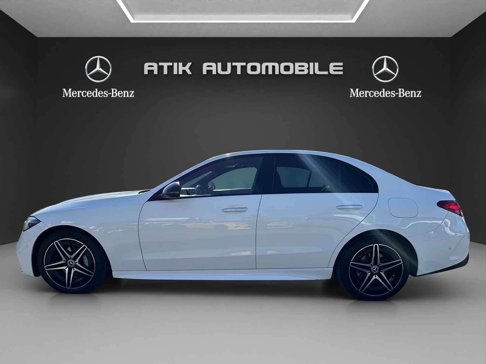 Mercedes-Benz C 400 e 4M AMG HUD / MEMO / DISTRO+ / PANO*NIGHT Vorschau 4