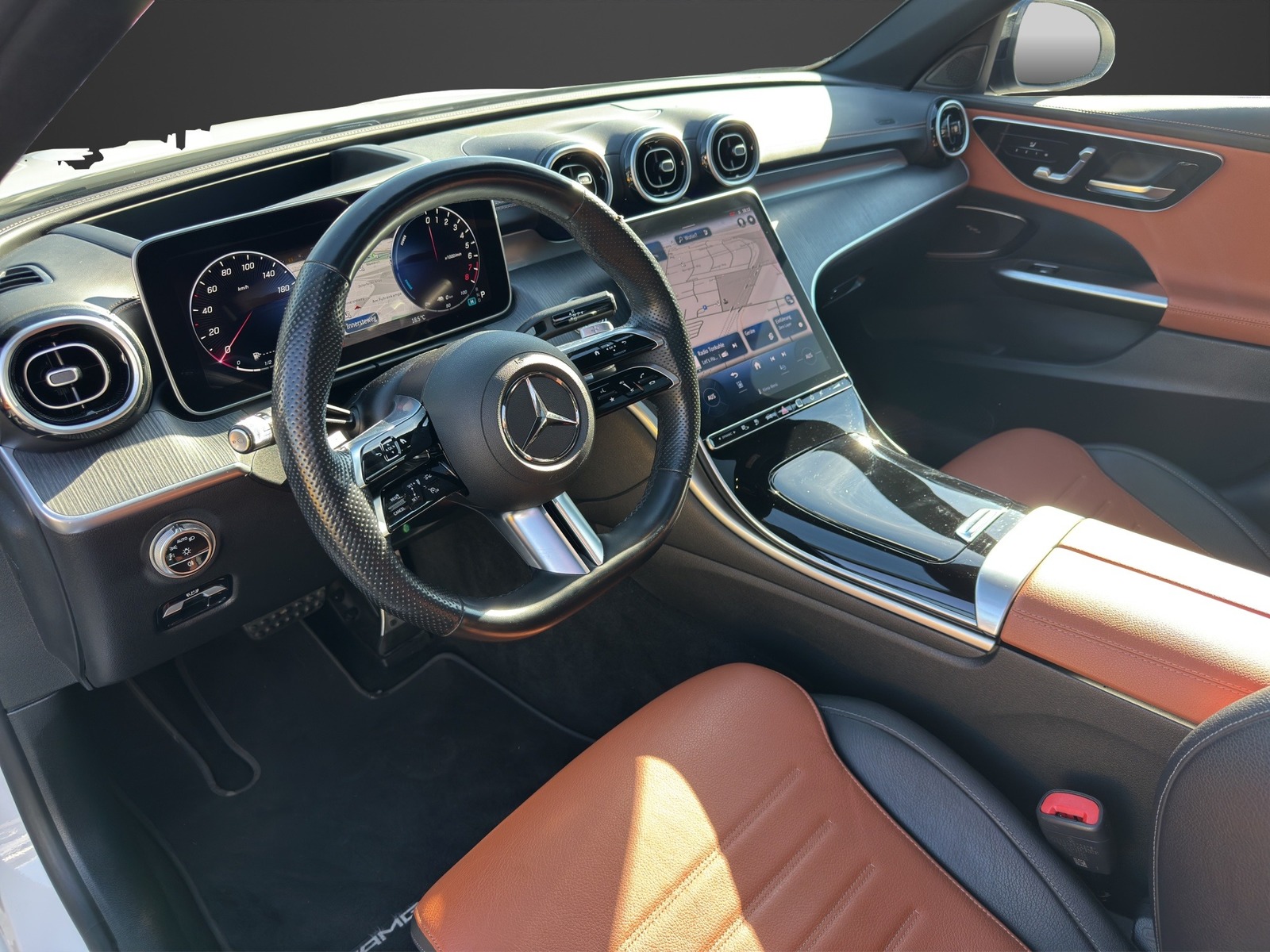 Mercedes-Benz C 400 e 4M AMG HUD / MEMO / DISTRO+ / PANO*NIGHT Vorschau 11