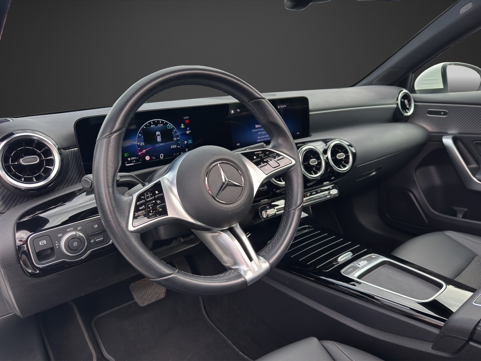 Mercedes-Benz A 180 D PROGRESSIV / PANO / LED / TOTWINKEL Vorschau 12