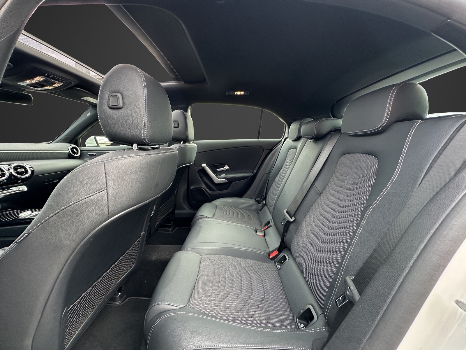 Mercedes-Benz A 180 D PROGRESSIV / PANO / LED / TOTWINKEL Vorschau 19