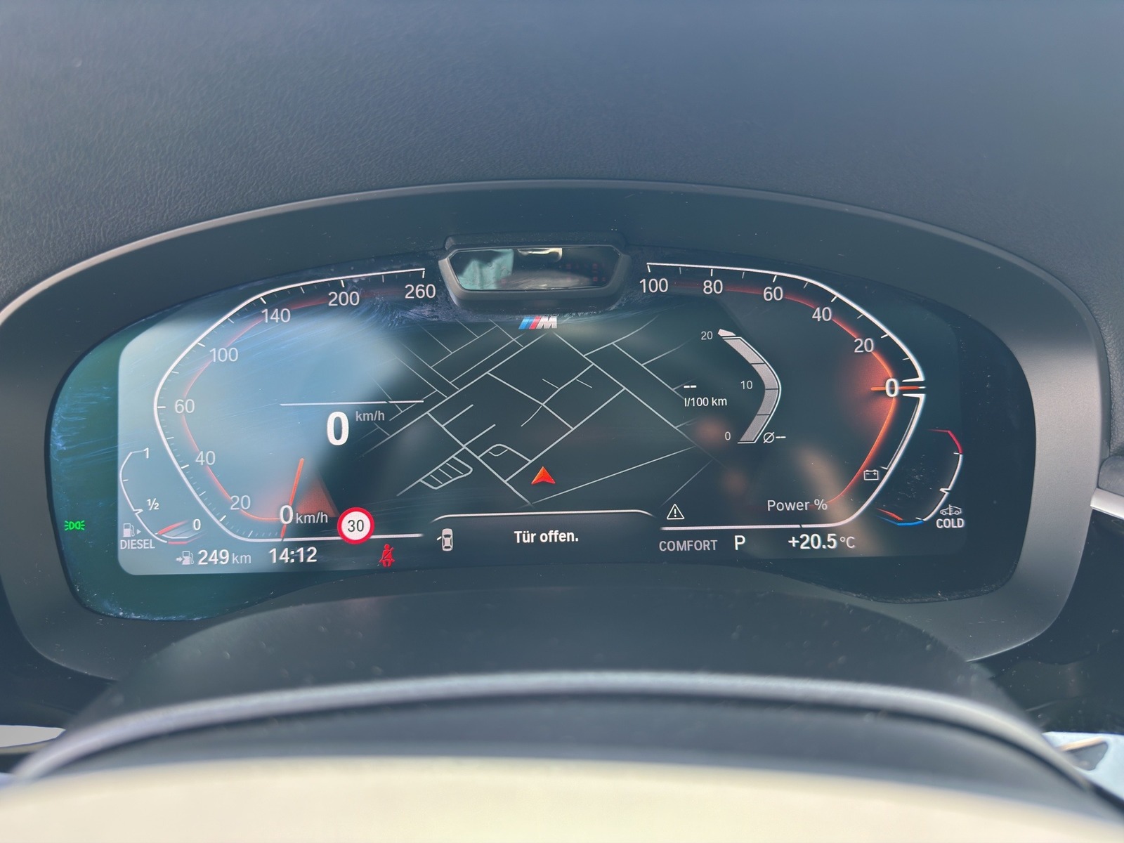 BMW 530 d M Sport SHADOW / PANO / LASER / ACC / HUD Vorschau 14