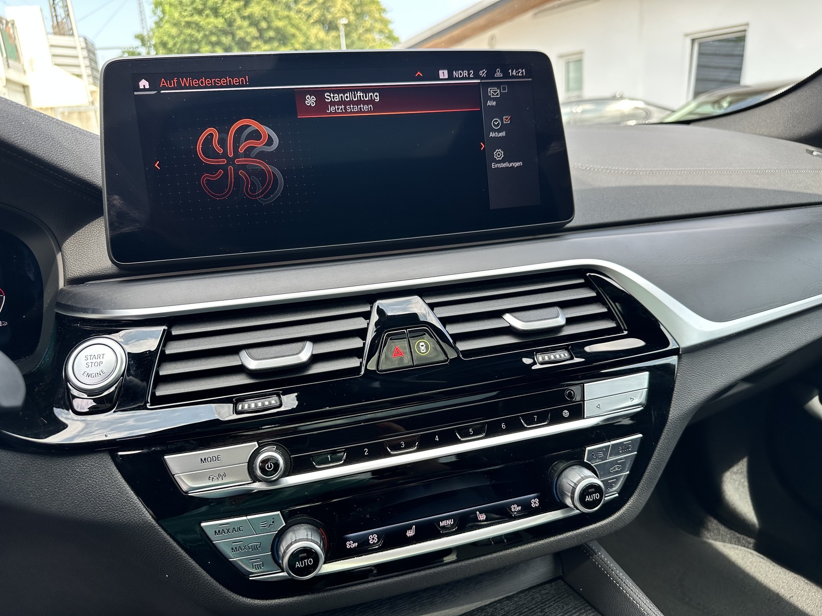 BMW 530 d M Sport SHADOW / PANO / LASER / ACC / HUD Vorschau 17