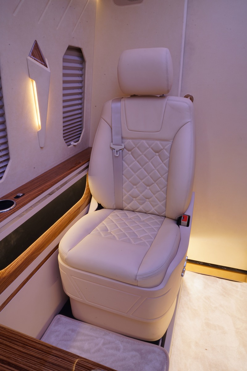 klassen based on mercedes benz sprinter 519 luxury vip first class business van mse sprinter vehicle number mse 9018 1 klassen vip
