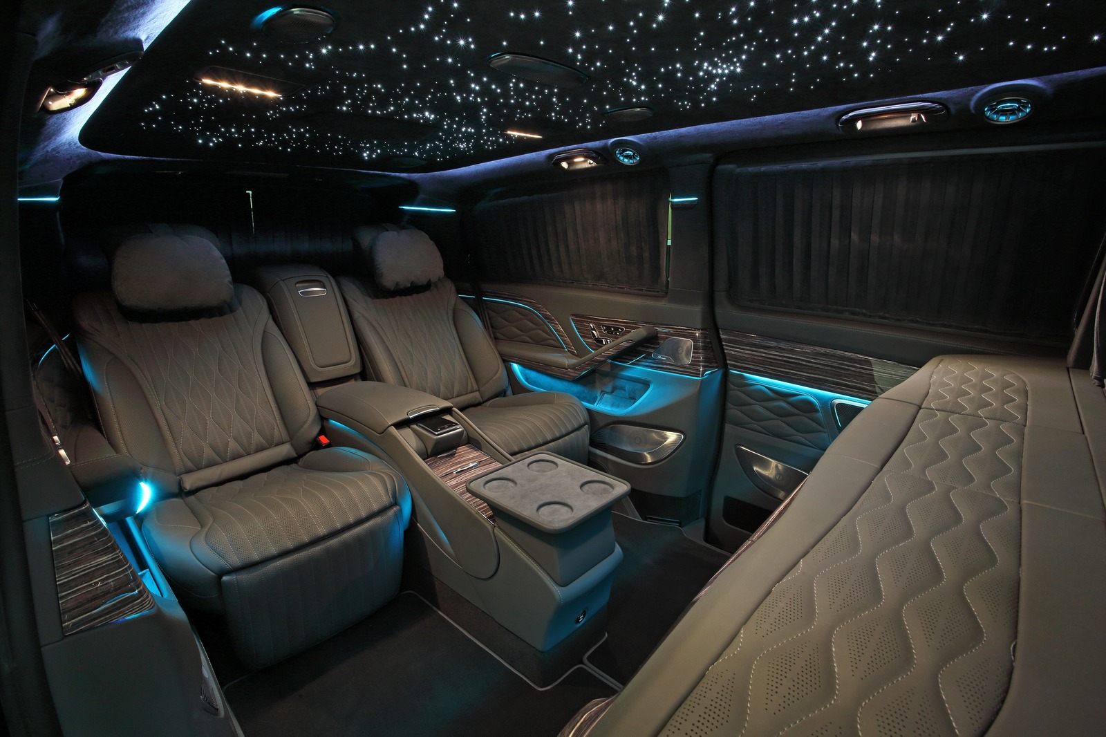 KLASSEN Based on MercedesBenz VClass V 300 VIP LUXURY INTERIORS