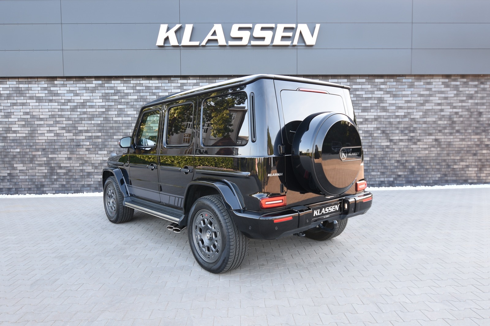 Klassen Based On Mercedes Benz G Class G 63 Amg Armored Vehicles For Sale Vr 8 Armored Vehicles Vehicle Number Mgr 1438 2 Klassen Vip