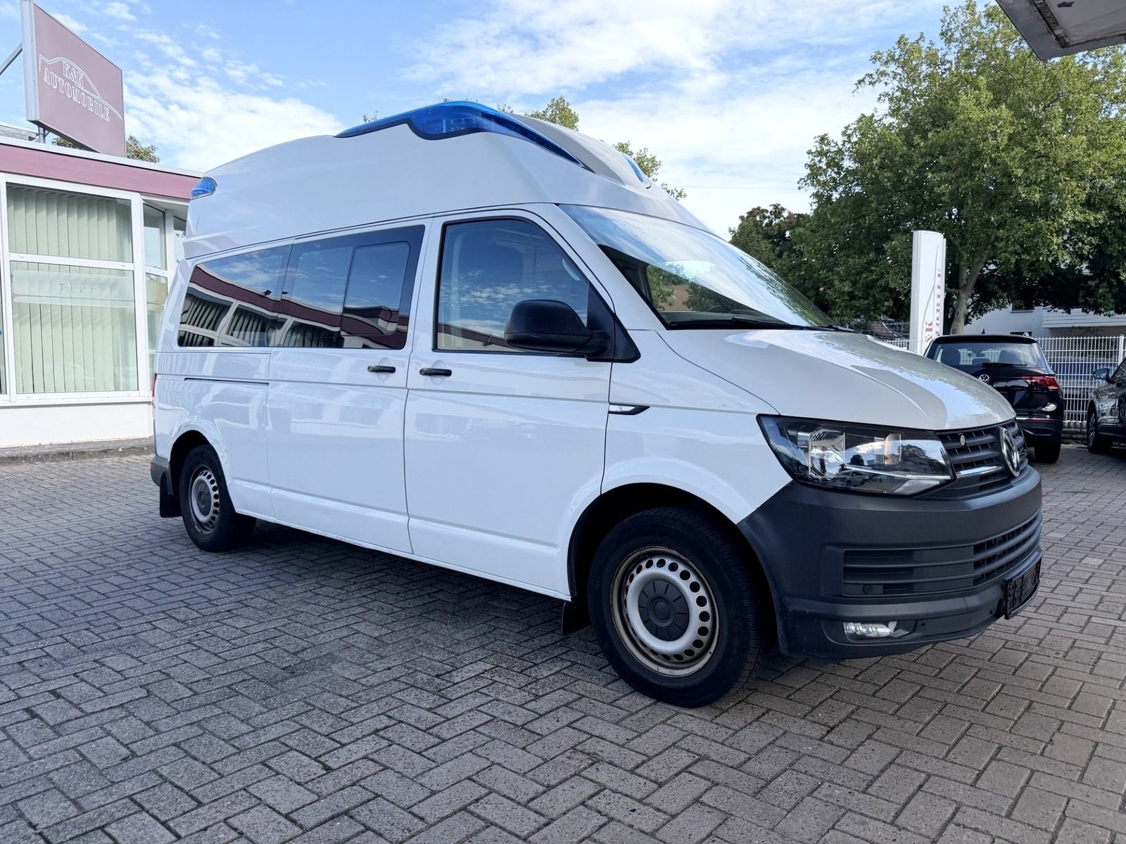 Volkswagen T6 KTW Ambulanz Mobile