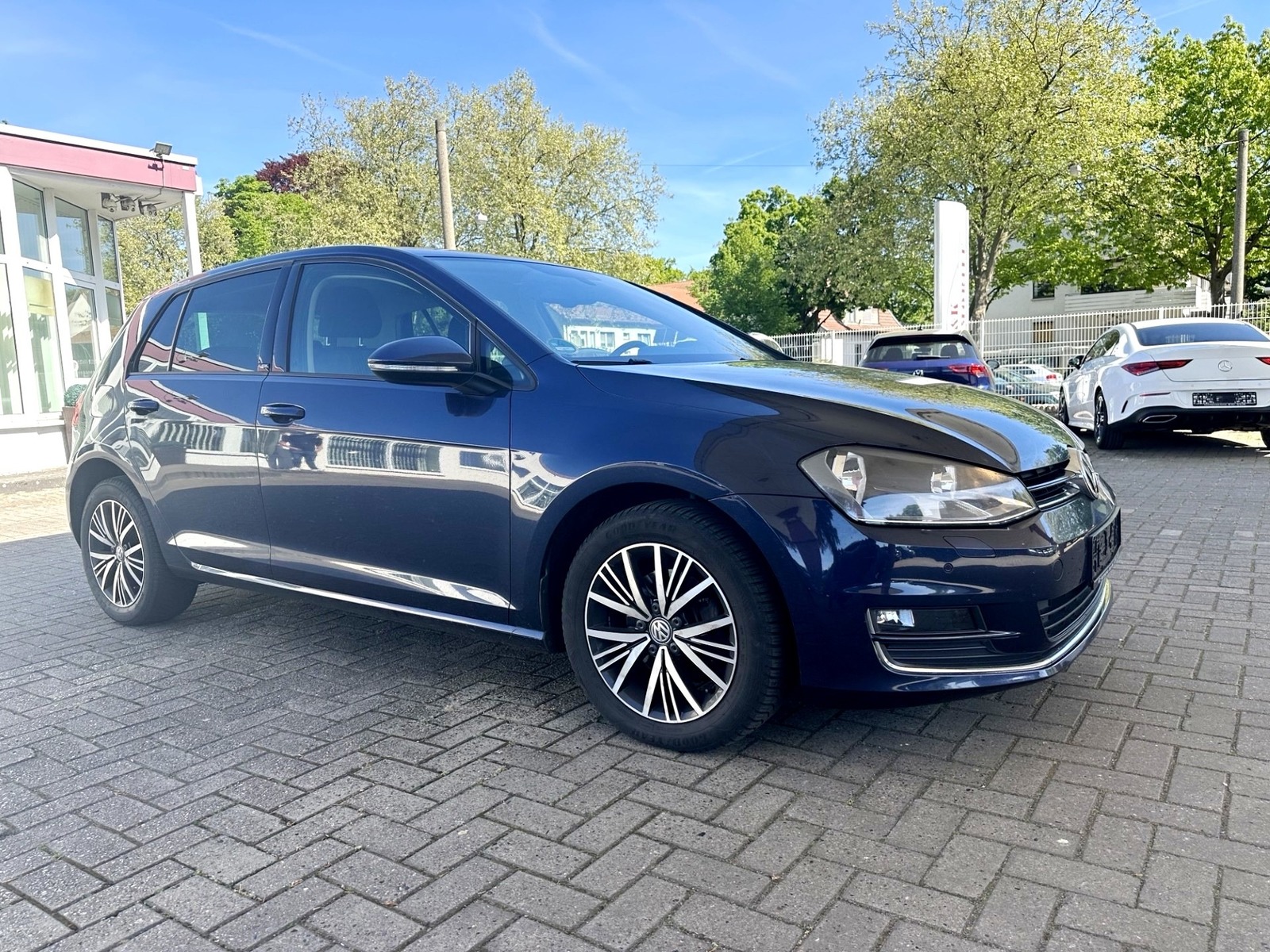 Volkswagen Golf VII Allstar BMT