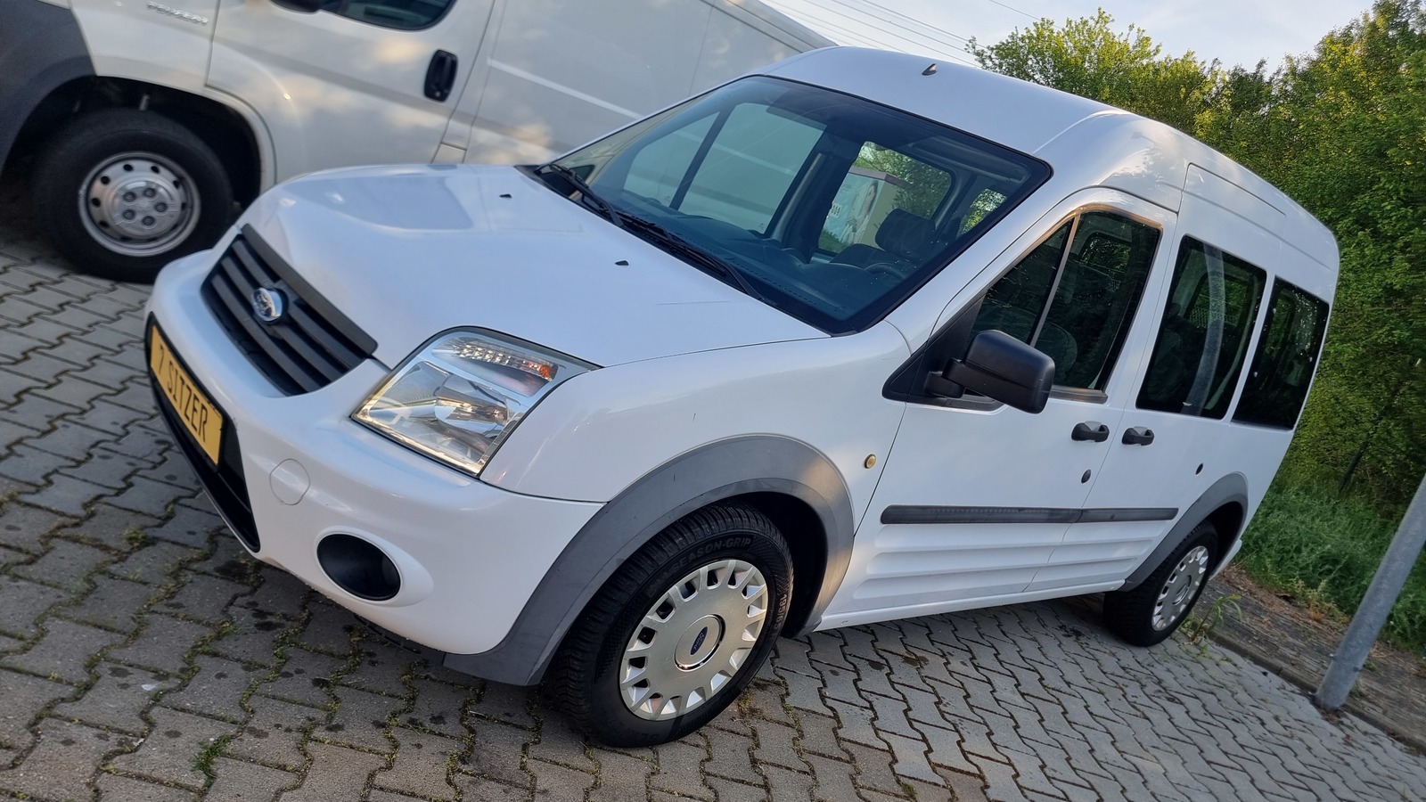 Bild des Fahrzeugs