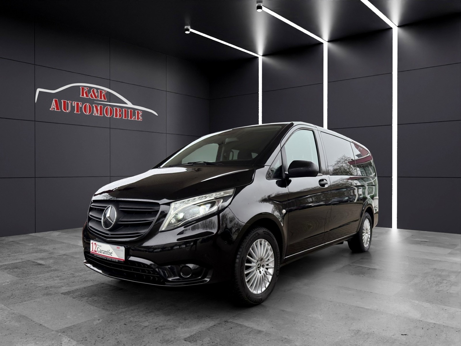 Mercedes-Benz Vito 124 CDI Tourer PRO Lang 9G-TRONIC/CAM/LED  (Black)