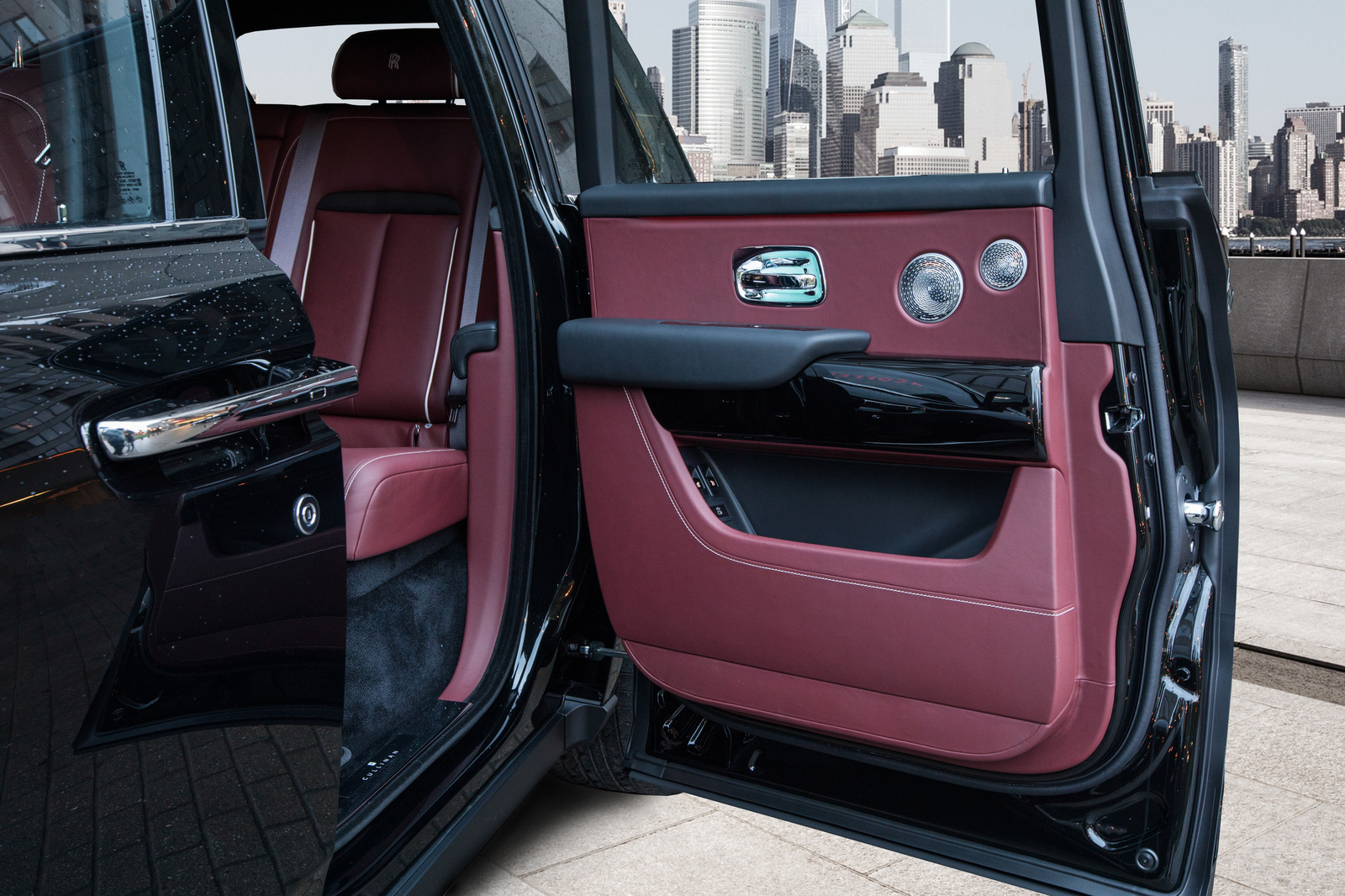 Armored Klassen Rolls-Royce Cullinan Costs Nearly $1 Million