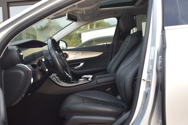 Mercedes-Benz E 220 (Bild 13)