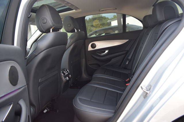 Mercedes-Benz E 220 (Bild 21)
