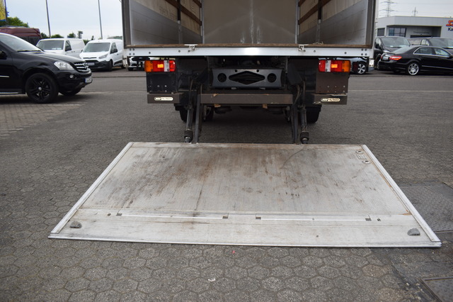 Mercedes-Benz Atego (Bild 20)