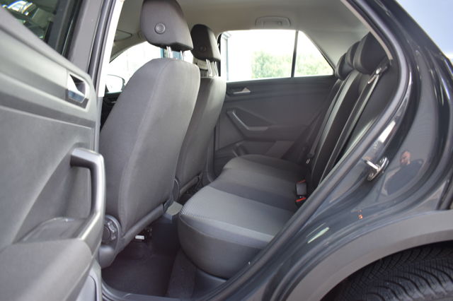 Volkswagen T-Roc (Bild 12)