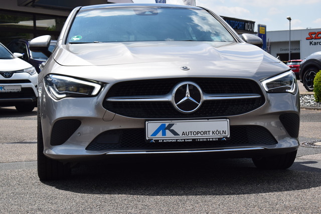 Mercedes-Benz CLA 220 Shooting Brake (Bild 17)