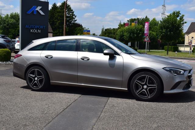 Mercedes-Benz CLA 220 Shooting Brake (Bild 19)