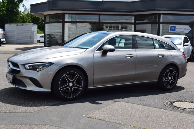 Mercedes-Benz CLA 220 Shooting Brake (Bild 23)