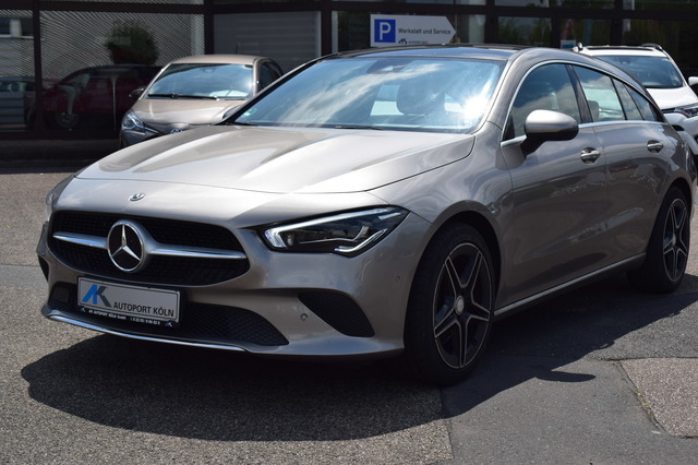 Mercedes-Benz CLA 220 Shooting Brake (Bild 24)