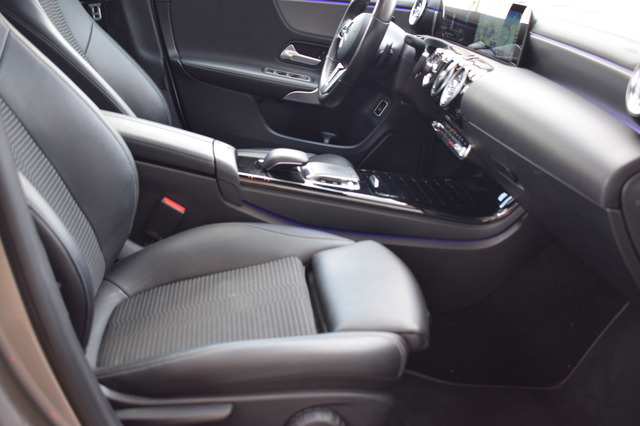 Mercedes-Benz CLA 220 Shooting Brake (Bild 29)