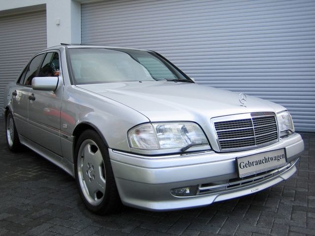 Mercedes-Benz C36 AMG 1.HAND+UNFALLFREI+SCHECKHEFT!C-DATA 2+ (Bild 1)