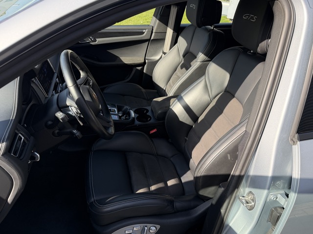 Porsche Macan GTS Facelift2022 1.HAND PORSCHE SCHECKHEFT (Bild 19)