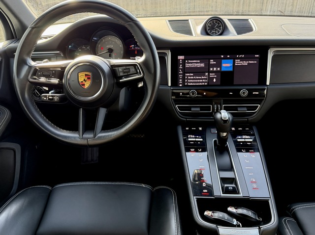 Porsche Macan GTS Facelift2022 1.HAND PORSCHE SCHECKHEFT (Bild 13)