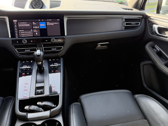 Porsche Macan GTS Facelift2022 1.HAND PORSCHE SCHECKHEFT (Bild 15)