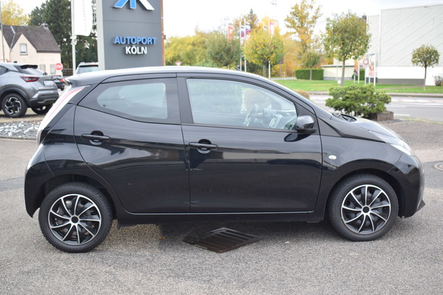 Toyota AYGO (Bild 19)