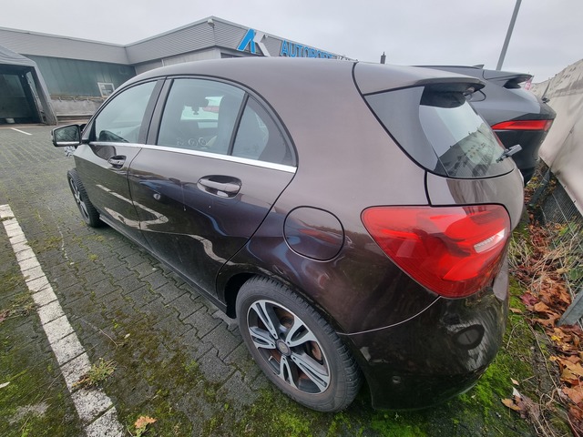 Mercedes-Benz A 180 (Bild 6)