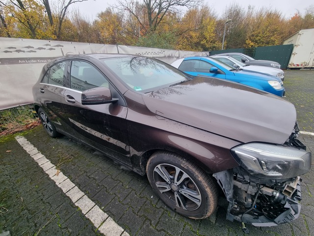 Mercedes-Benz A 180 (Bild 1)