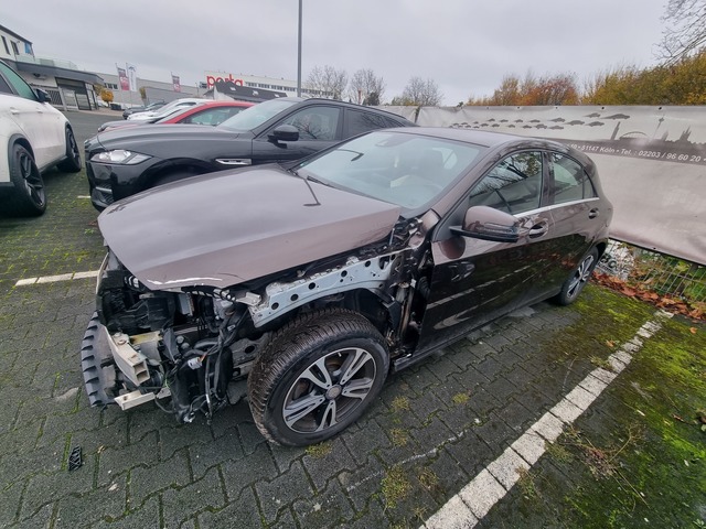 Mercedes-Benz A 180 (Bild 4)