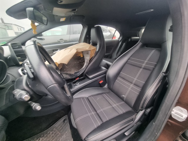 Mercedes-Benz A 180 (Bild 10)