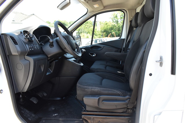 Nissan NV300 (Bild 11)