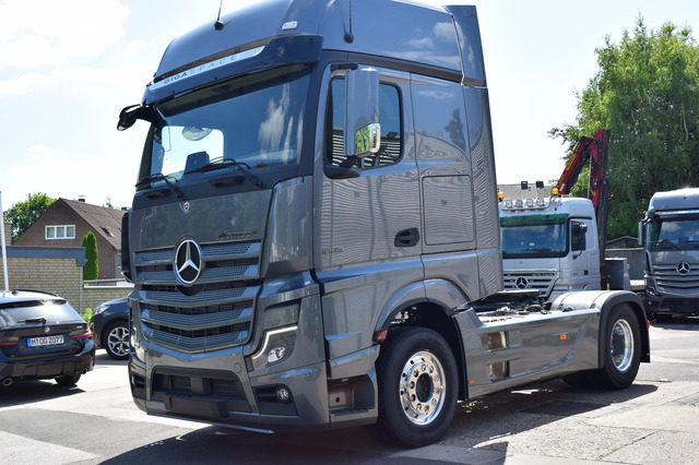 Mercedes-Benz Actros (Bild 20)
