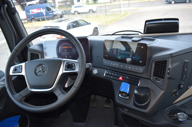 Mercedes-Benz Actros (Bild 26)