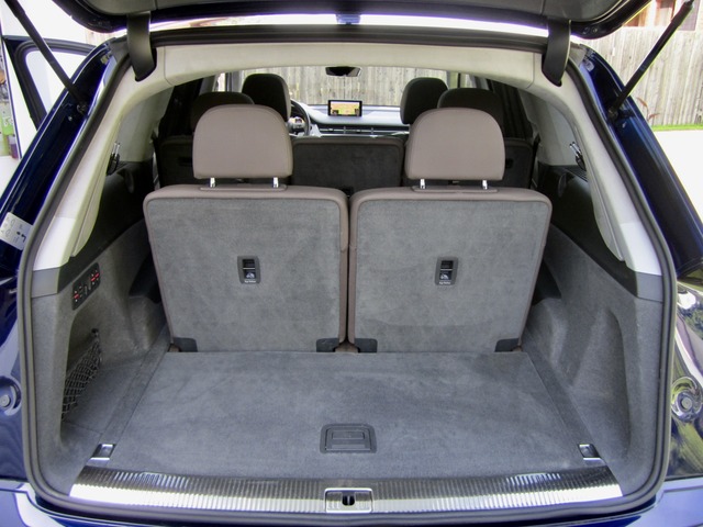 Audi SQ7 ABT 520PS VOLL! 7-Seat+B&O! Unfallfrei+SH ! (Bild 43)