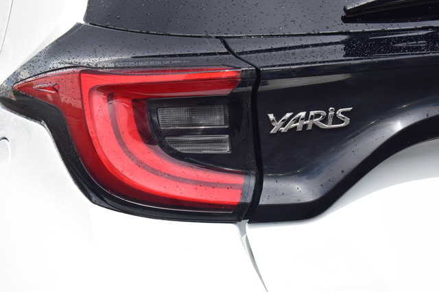 Toyota Yaris (Bild 17)