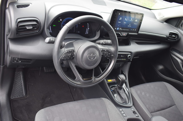 Toyota Yaris (Bild 15)