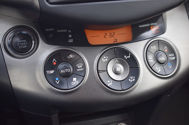 Toyota RAV 4 (Bild 10)