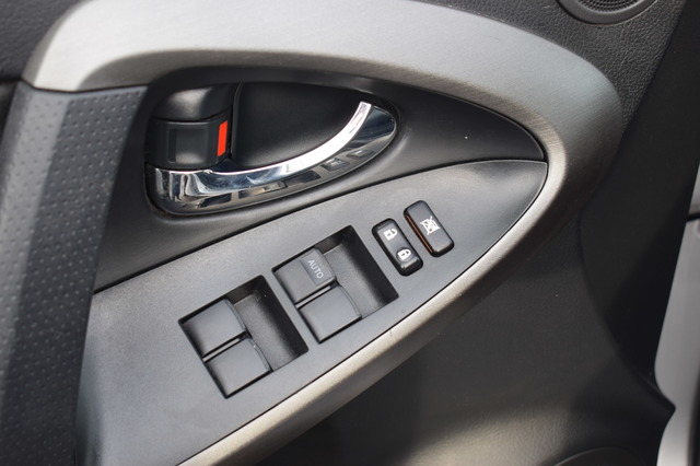 Toyota RAV 4 (Bild 15)