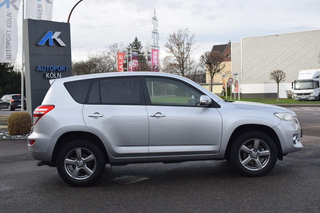 Toyota RAV 4 (Bild 6)