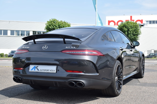 Mercedes-Benz AMG GT (Bild 9)