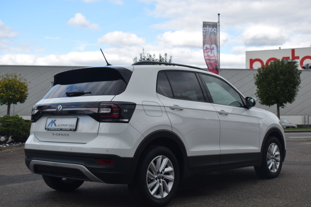 Volkswagen T-Cross (Bild 17)