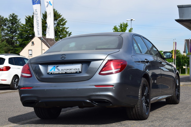 Mercedes-Benz E 450 (Bild 18)