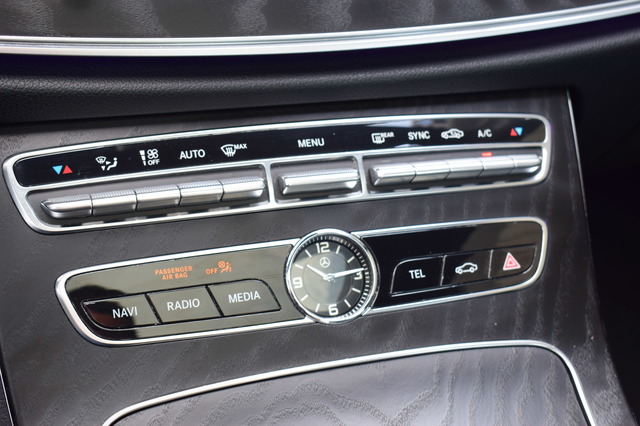 Mercedes-Benz E 450 (Bild 12)