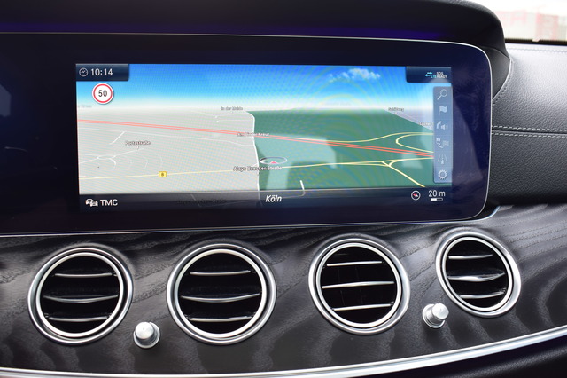Mercedes-Benz E 450 (Bild 10)