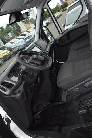 Iveco Daily (Bild 9)