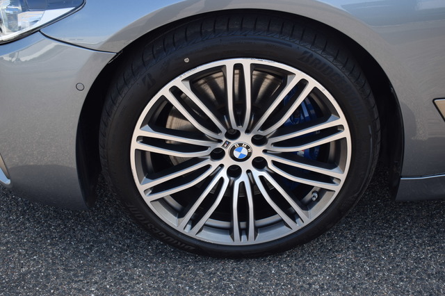BMW M550 (Bild 13)