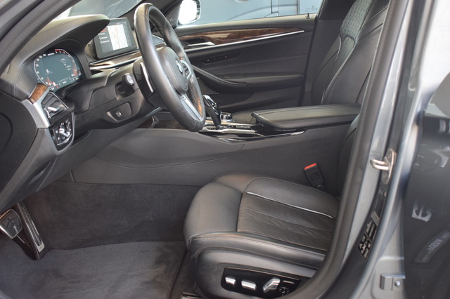 BMW M550 (Bild 8)
