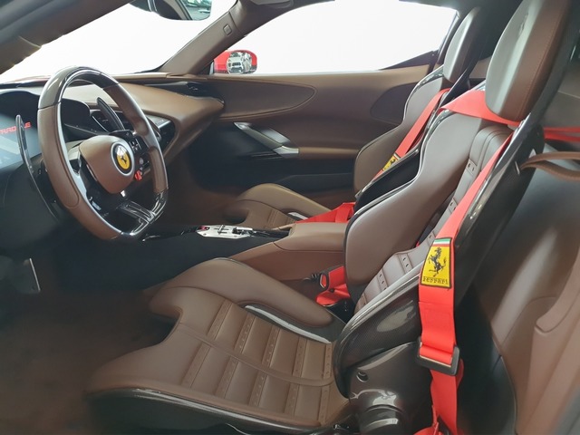 Ferrari SF90 (Bild 6)